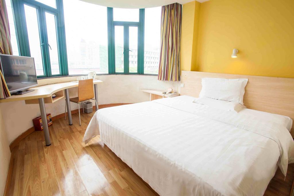 7Days Inn Qufu Sankong Zimmer foto